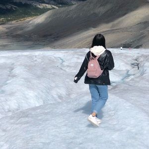 Meet your Posher, Julie